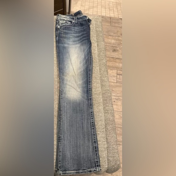 Miss Me Women's Blue Jeans - Picture 5 of 7